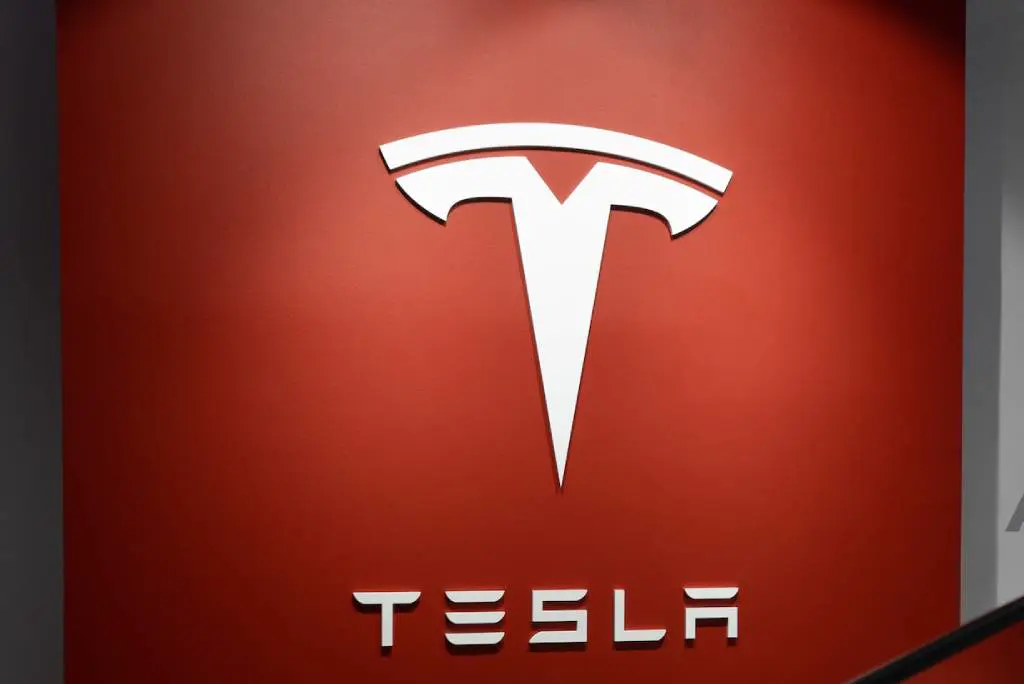 Tesla and Indian Government to Discuss EV Factory Proposal